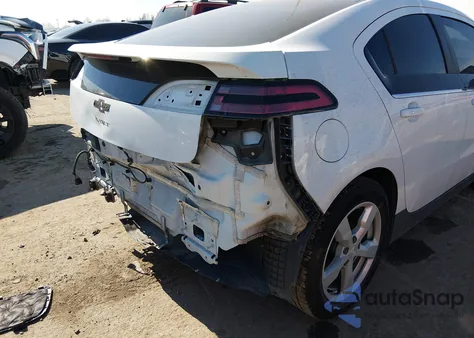 2013 Chevrolet Volt z USA, uszkodzony, nr VIN 1G1RH6E46DU142794